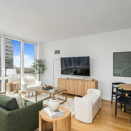 Manhattan Luxury Apartment 13